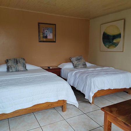Hotel Del Bosque Rio Cuarto Bagian luar foto
