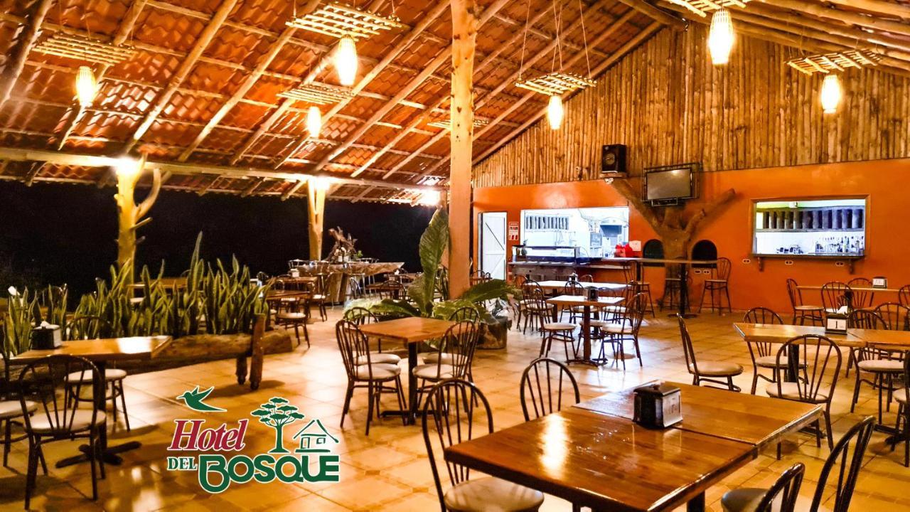 Hotel Del Bosque Rio Cuarto Bagian luar foto