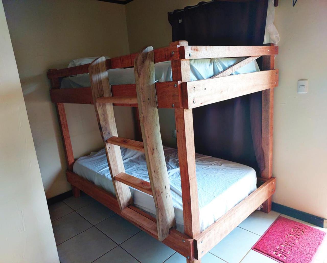 Hotel Del Bosque Rio Cuarto Bagian luar foto