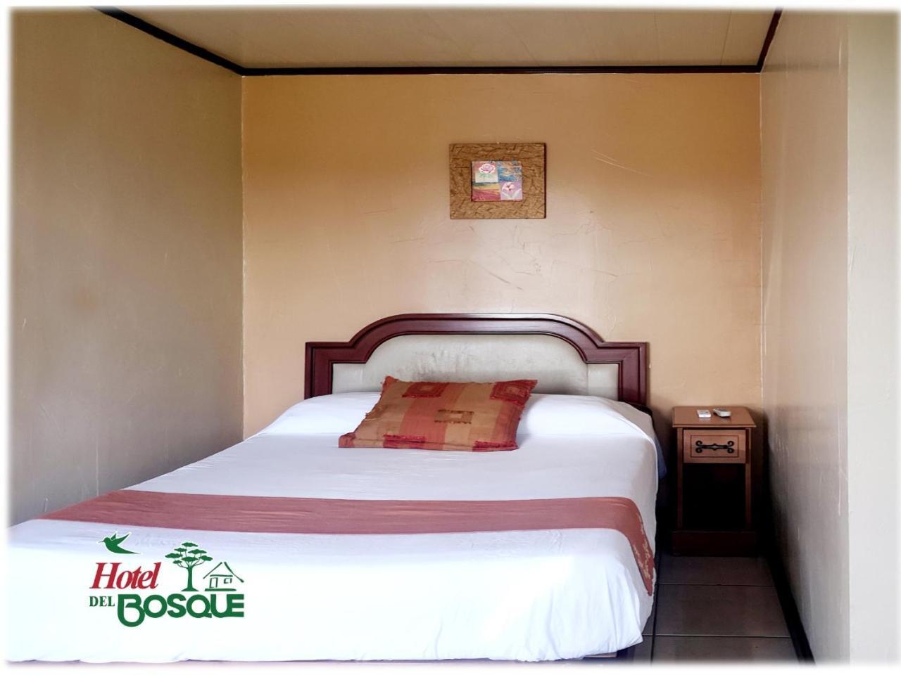 Hotel Del Bosque Rio Cuarto Bagian luar foto