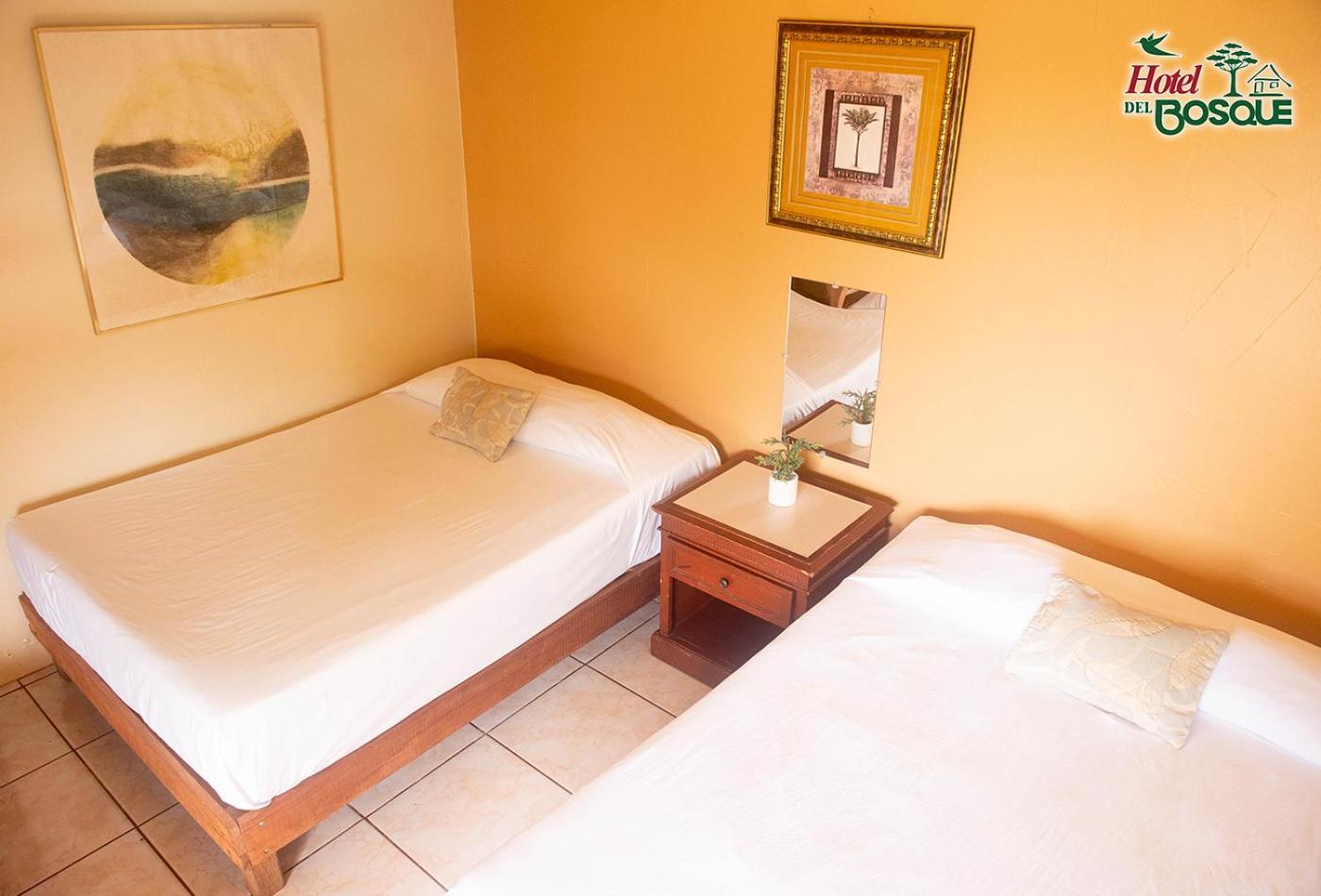 Hotel Del Bosque Rio Cuarto Bagian luar foto