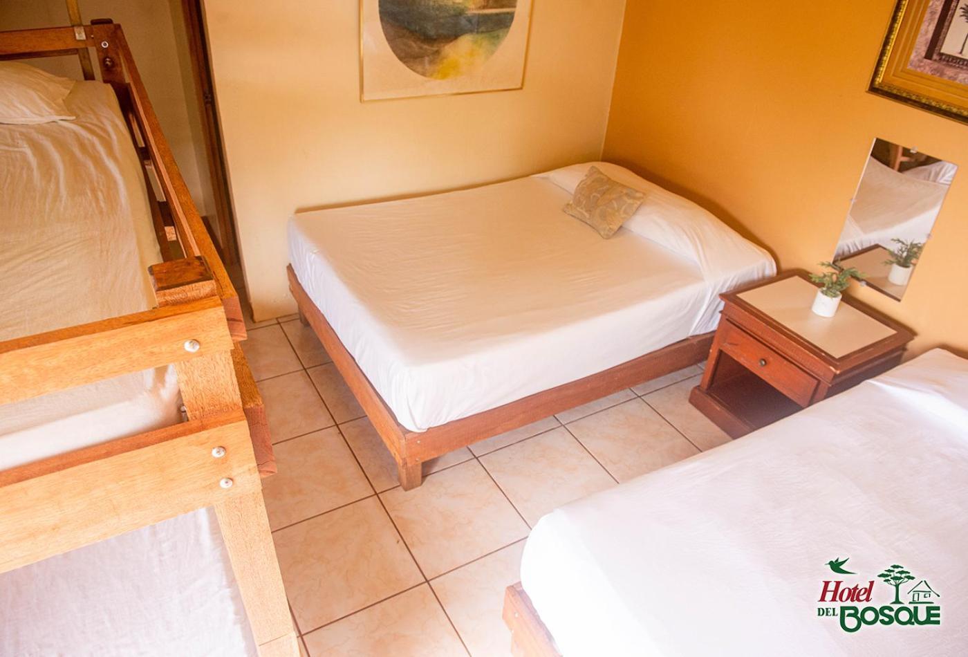 Hotel Del Bosque Rio Cuarto Bagian luar foto